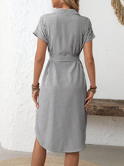 Giada - Elegante gestreepte midi-jurk voor dames met ceintuur