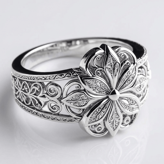 Zilveren ring met bloem en zirkonia