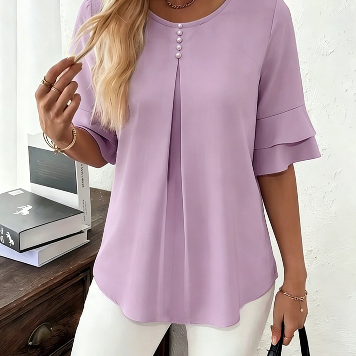 Ella - Top elegante con bottoni