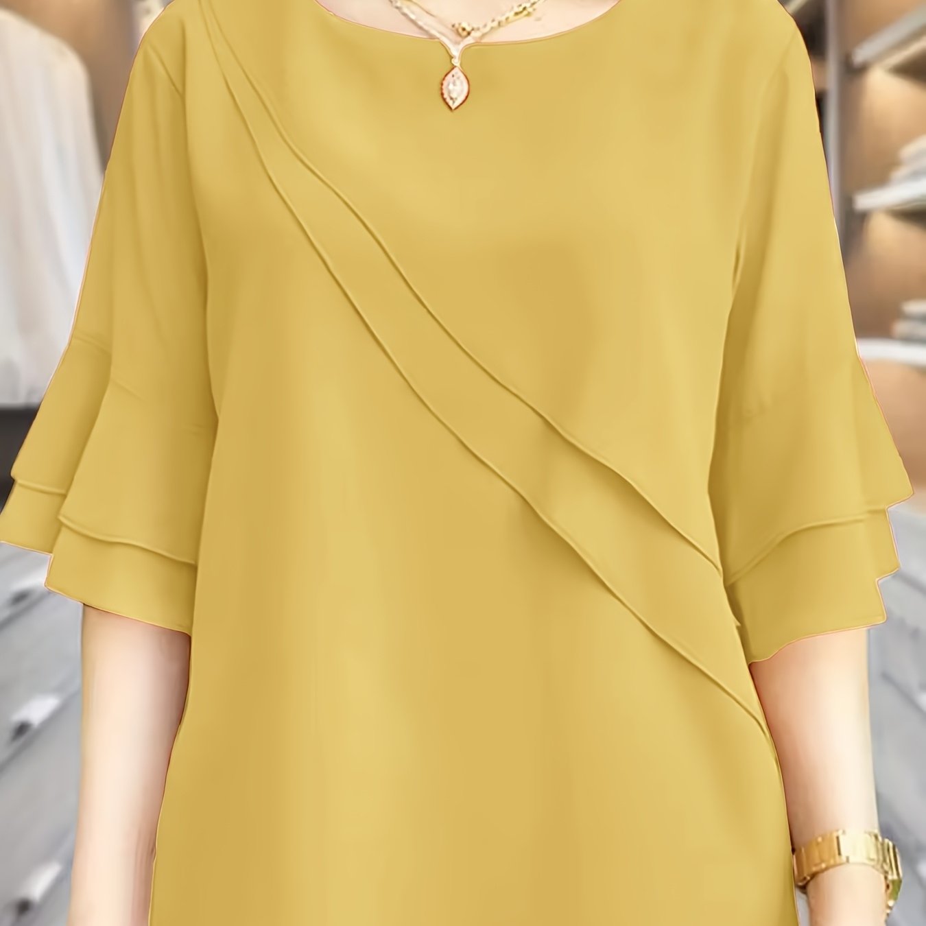 Lara- top elegante