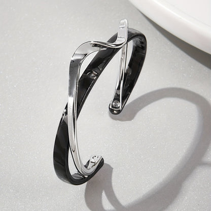 Stijve golfvormige armband verguld met 18K goud
