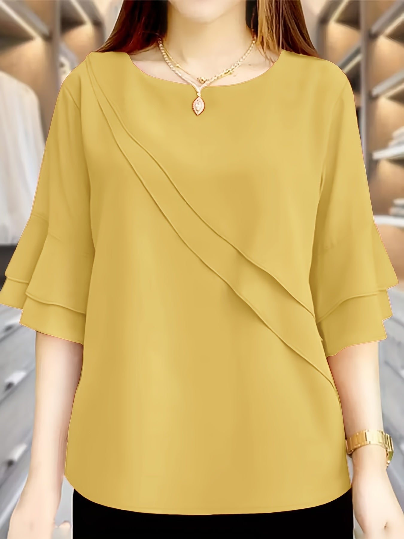 Lara- top elegante