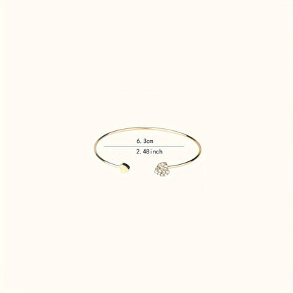 Chique stijve armband met hartmotief, verfraaid met fonkelende strass-steentjes