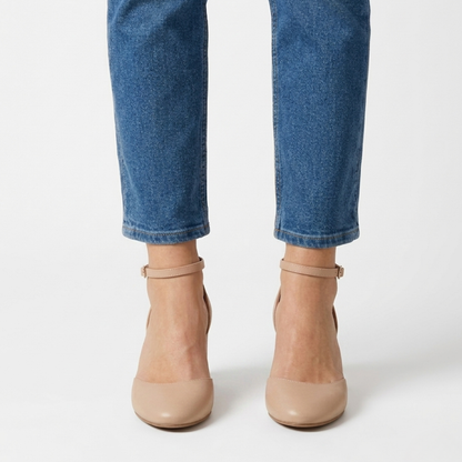 Alaya | Schoenen met hak en zilverkleurig riempje
