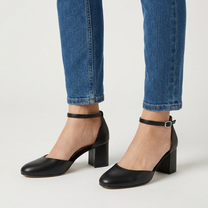 Alaya | Schoenen met hak en zilverkleurig riempje