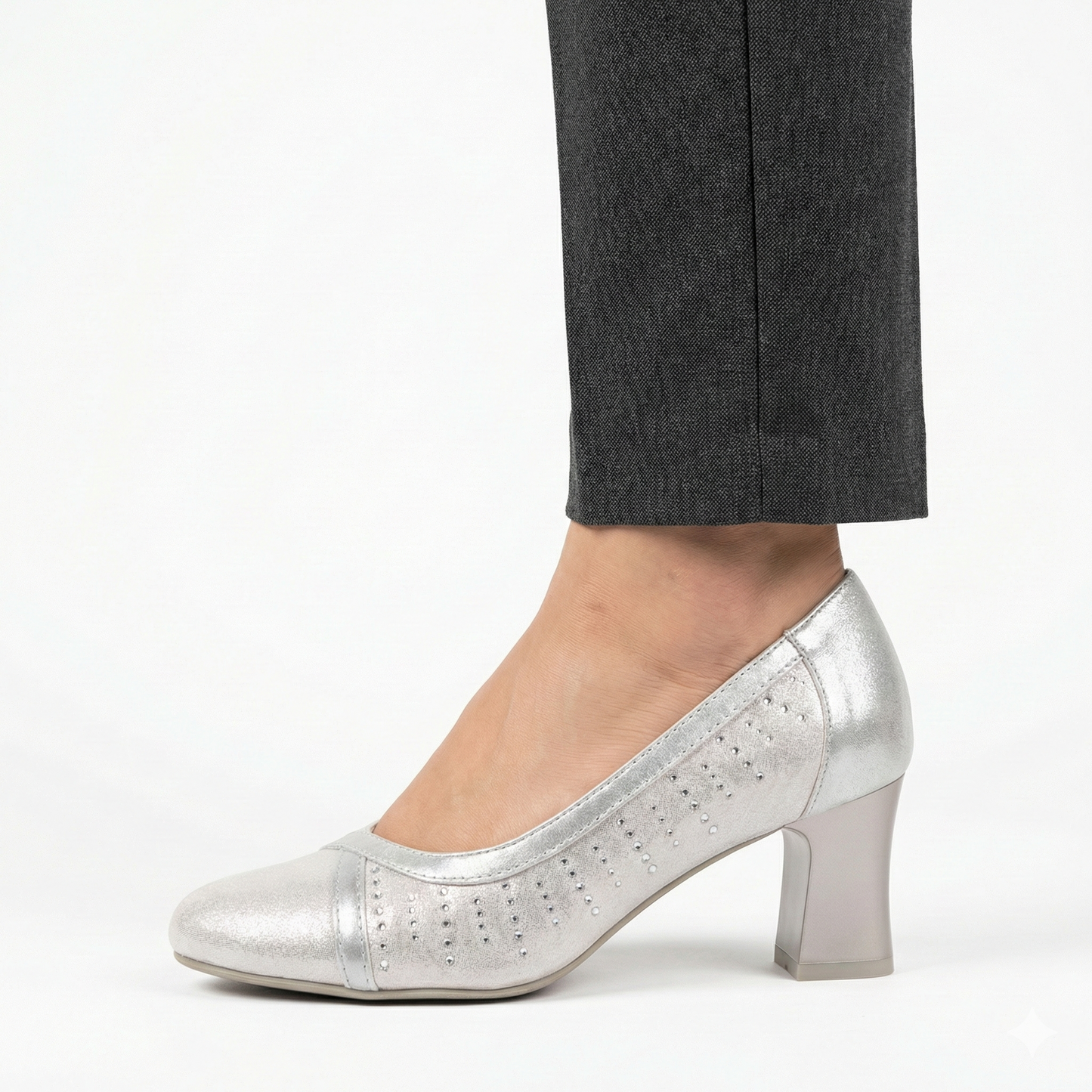 Callie – Klassiske sandaler med remme til sommeren