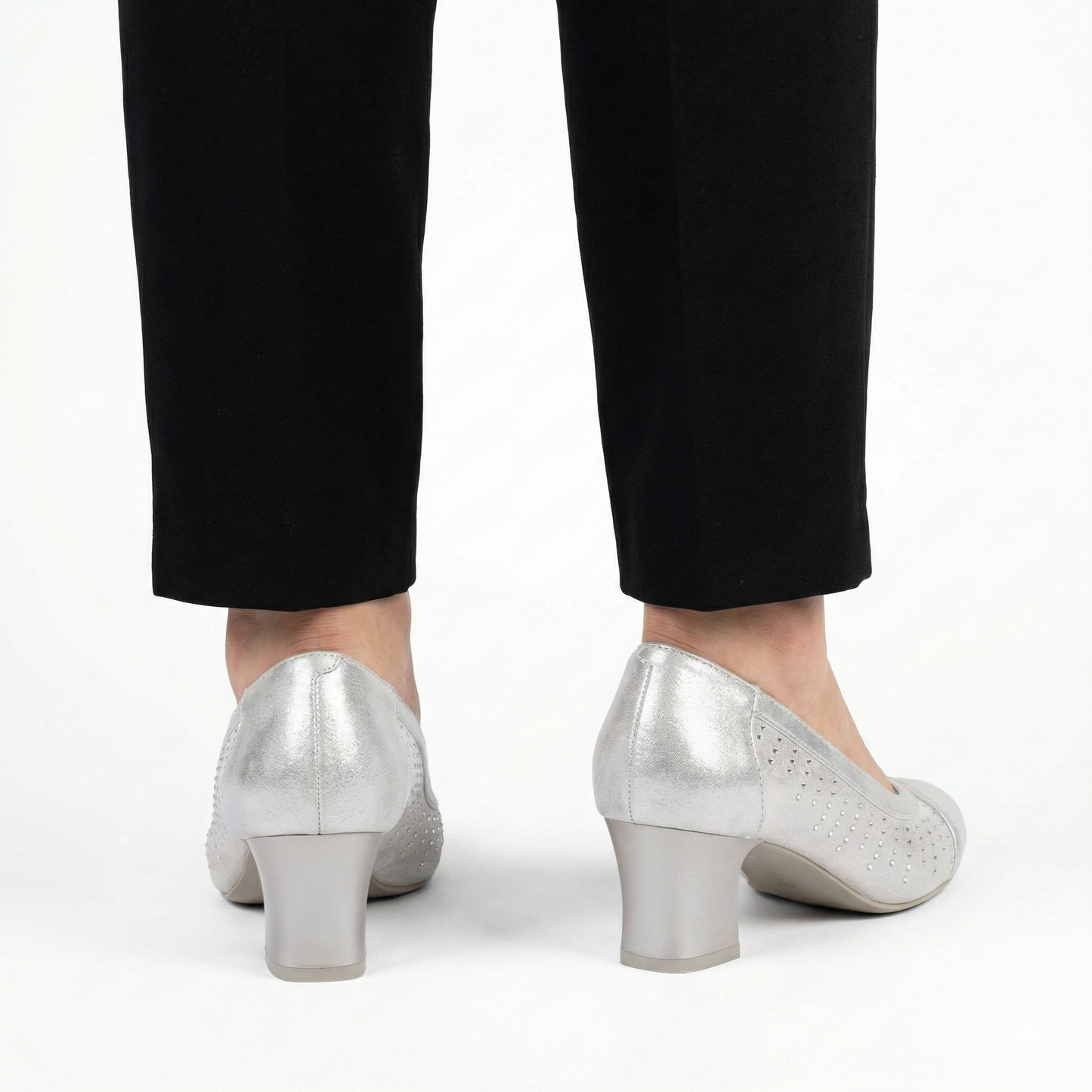 Callie – Klassiske sandaler med remme til sommeren