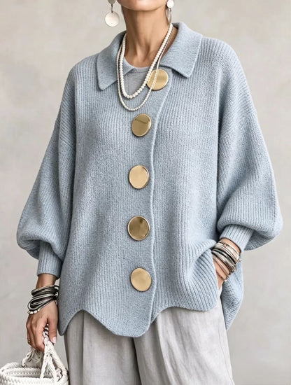 Victoria | Oversized Cardigan met Grote Gouden Knopen