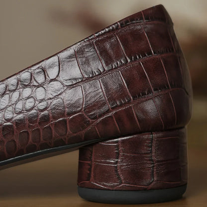 Esme | Schoenen met croco-effect, gesp en lage hak