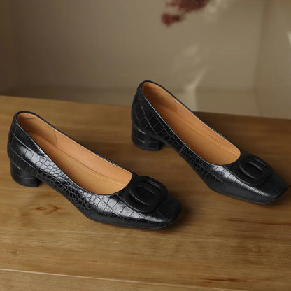 Esme | Schoenen met croco-effect, gesp en lage hak