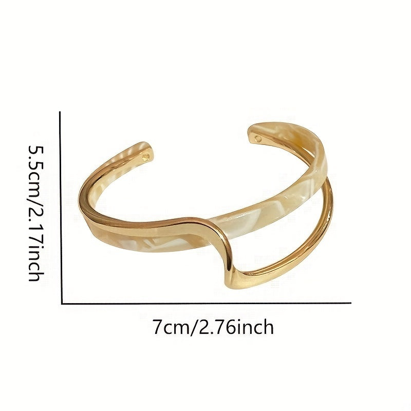 Stijve golfvormige armband verguld met 18K goud