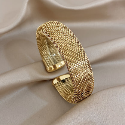 Elegant gevlochten armband - verstelbaar